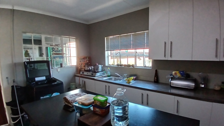 To Let 3 Bedroom Property for Rent in Sydenham Eastern Cape